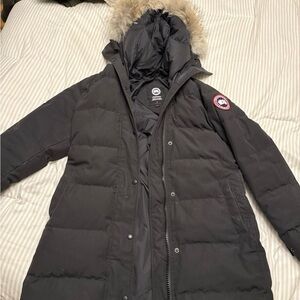Women's Black Canada Goose Jacket Size L